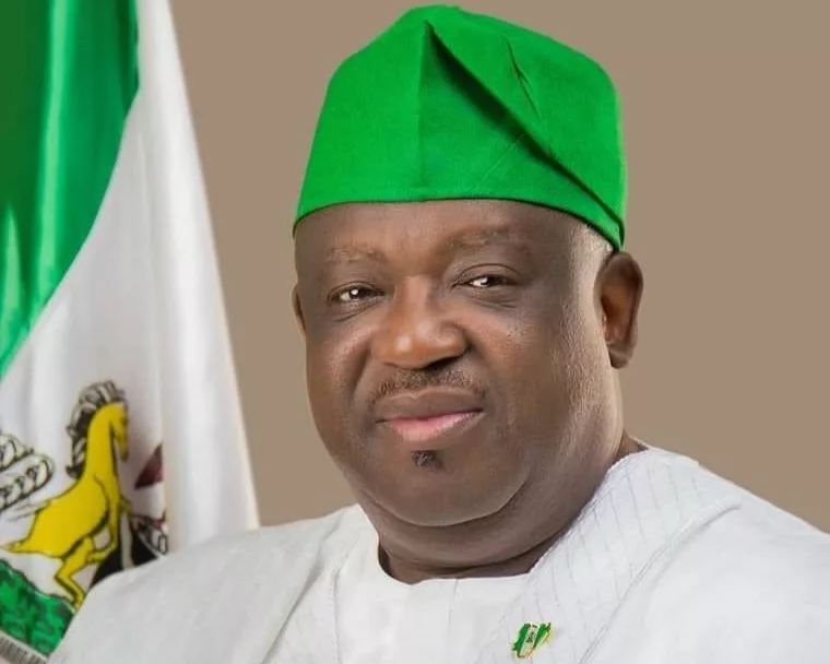 Image of Gov Caleb Mutfwang