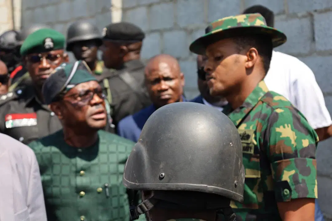 Image of wike and soldiers